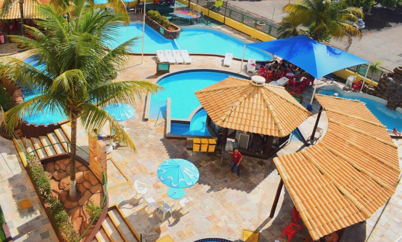 Aparthotel Flat Com Parque Aquatico Caldas Novas Exteriér fotografie